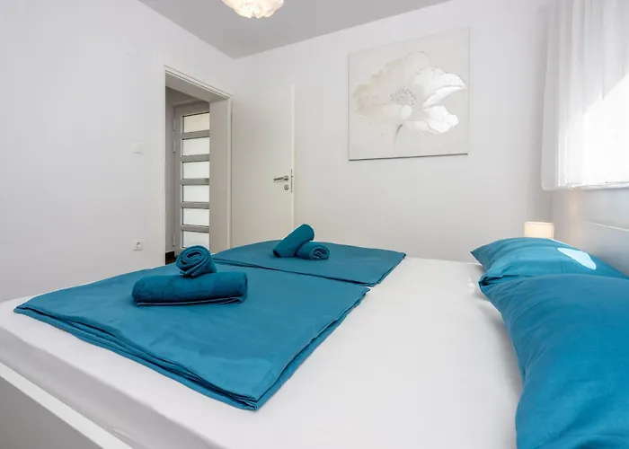 Blue Harmony Apartment